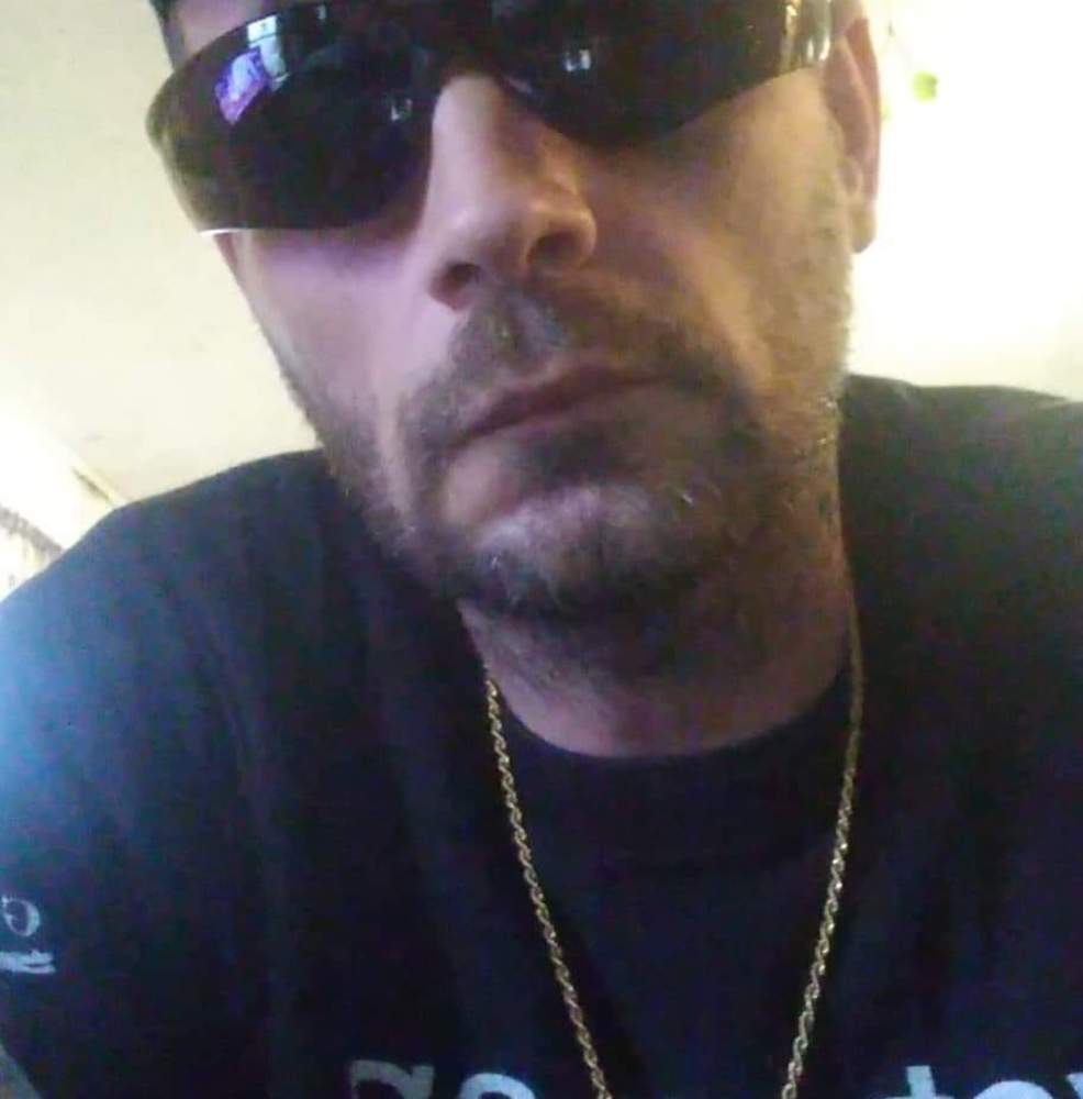 Meet your Posher, Marc